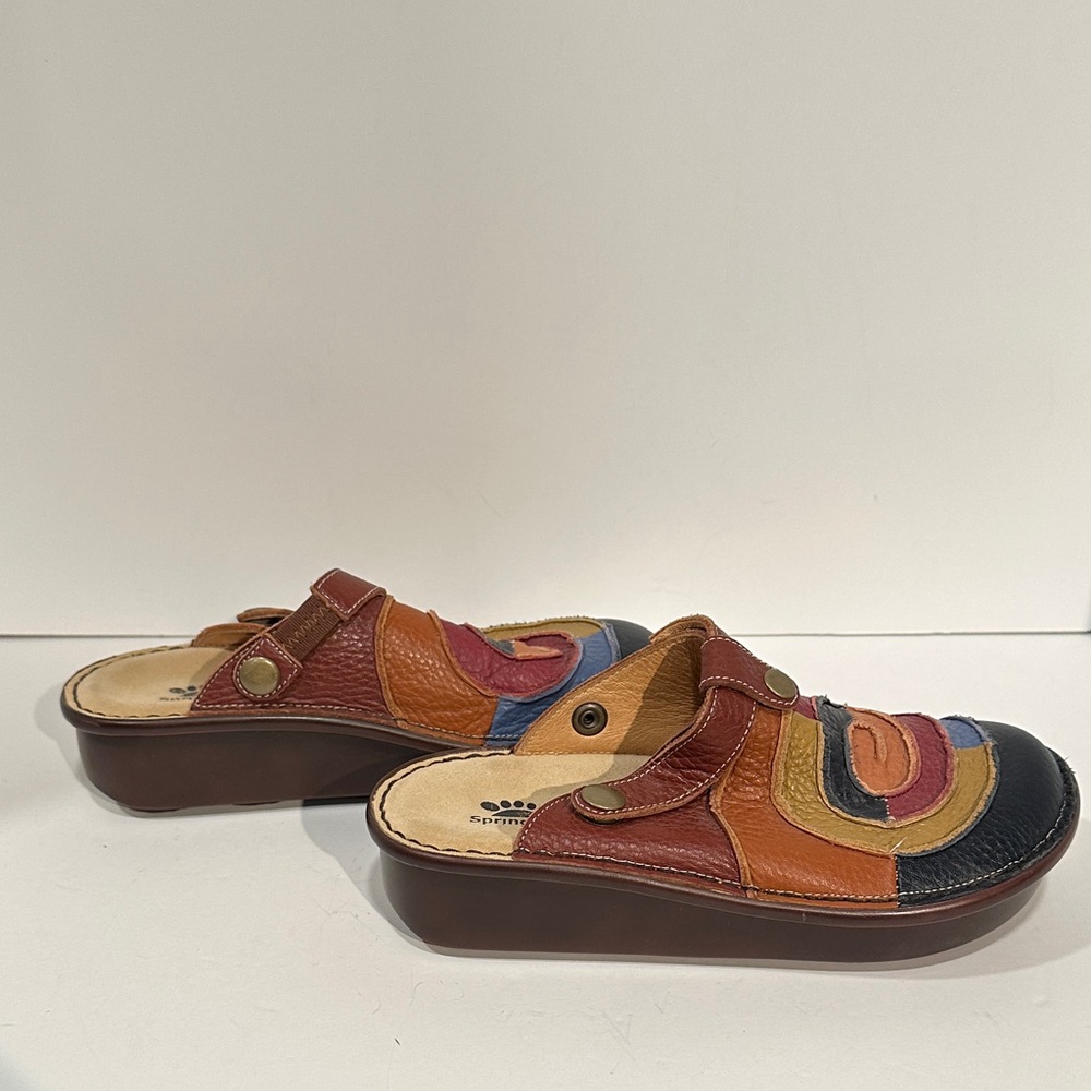 Spring Step Leather Clog - Picture 5 of 5